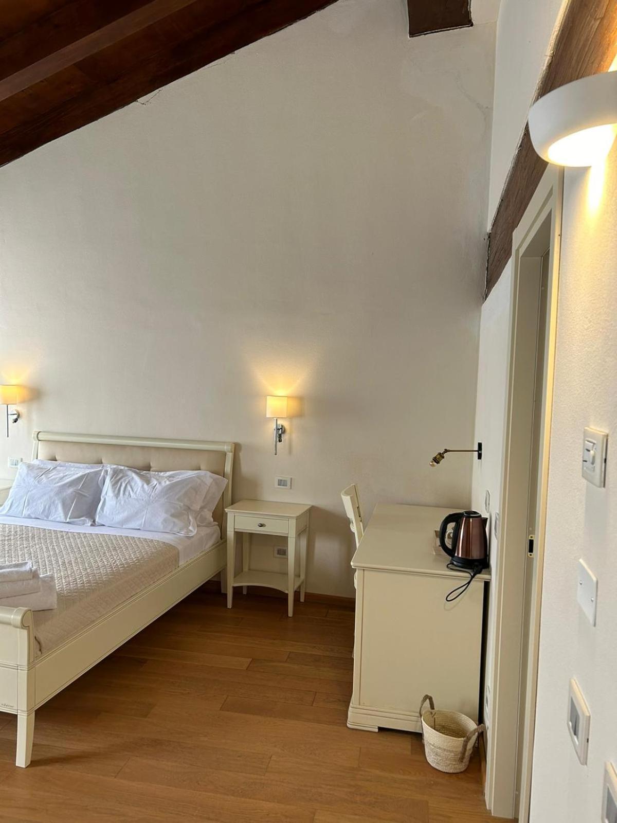 Palazzo Costa Hotell Beverino Exteriör bild